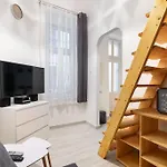 Swarz\'S Downtown Apartment